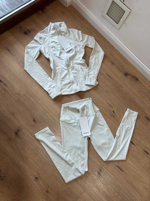 Set Lululemon alb femei top si colanti marime S