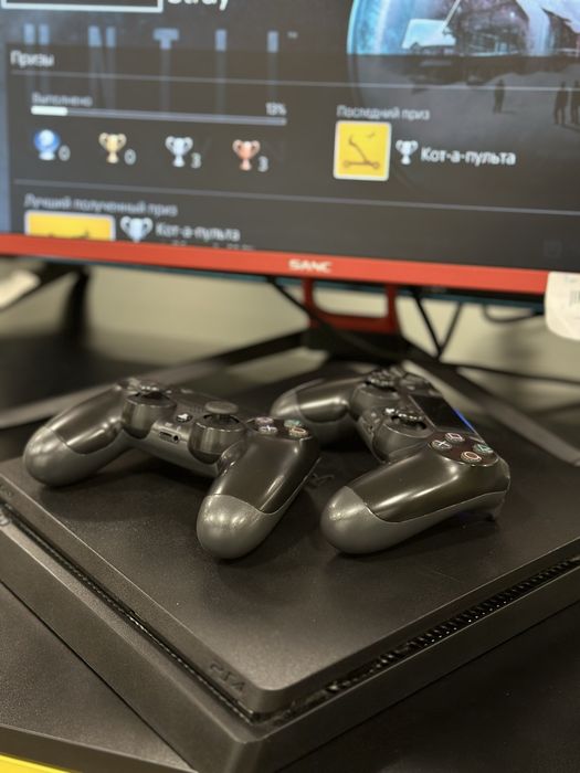 Sony PlayStation 4 Slim