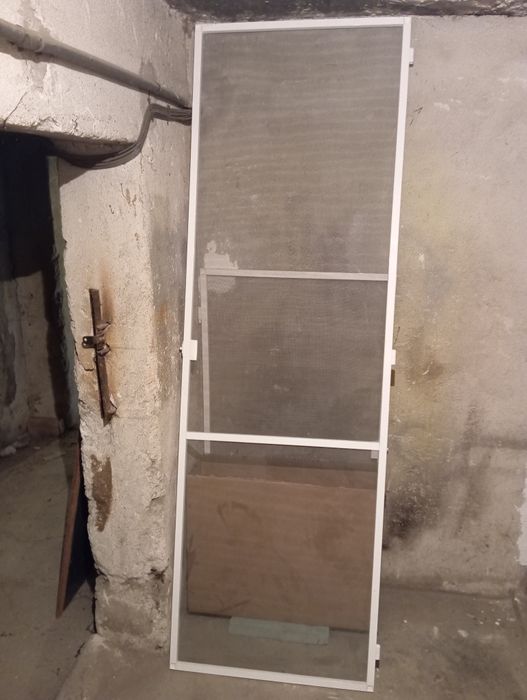 Комарник за врата