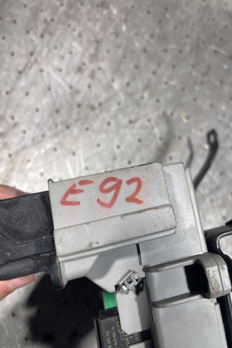 Panou sigurante si relee 6906622-06 BMW Seria 3 E90/E91/E92/E93