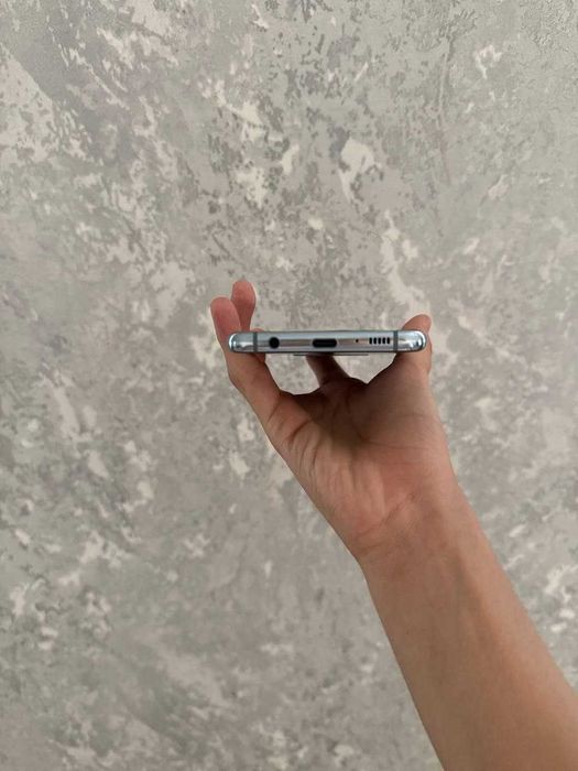 Samsung s10 plus srochna sotiladi!!!