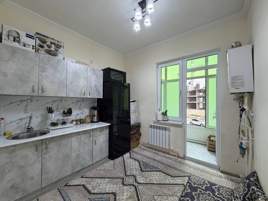 Срочно продаються 2 х комн кварт в Самаркан в массиве Карасув