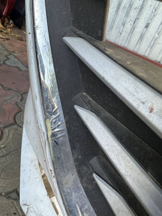 Bara fata + grila Ford Focus 4 2018/2019/2020/2021/2022