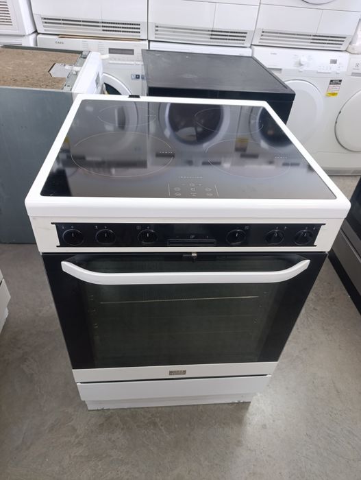 Готварска печка ELECTROLUX VOSS с индукционен плот