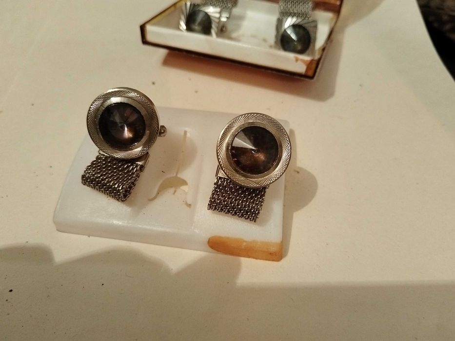 Бутонели, копчета, ръкавели за риза Будилник Ruhla, GDR