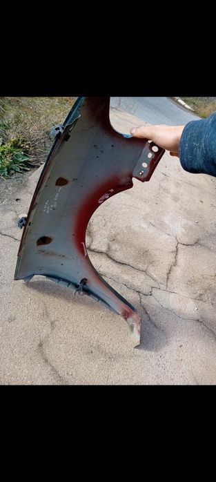 Продавам ляв калник от Опел Вектра Б