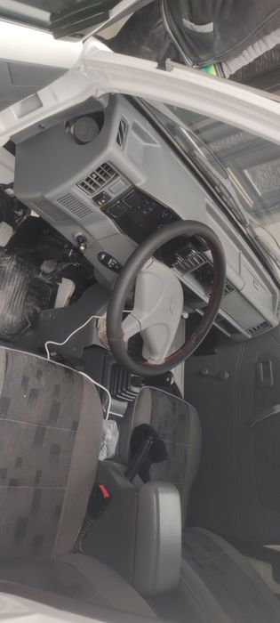 Damas dexule sotiladi