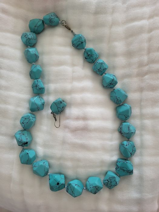 Украшение натуральные камни