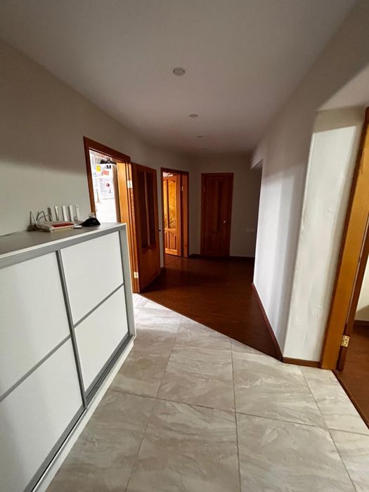 Продам 3 комнатную квартиру