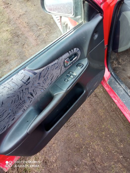 Продавам на Части Мазда 323 F 2.0 D