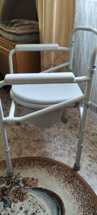 Продам кресло -туалет