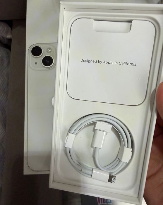 iPhone 14 в идеальном состоянии