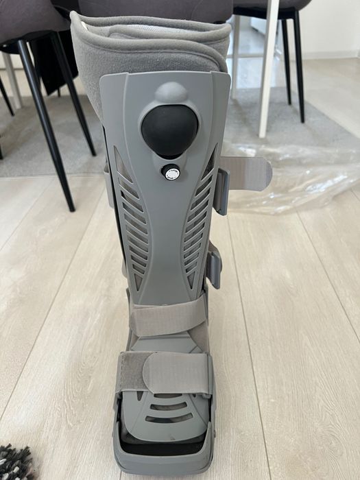 Ортопедичен Ботуш