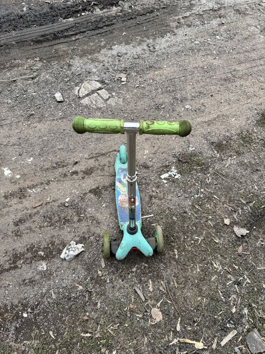 Продам самокат б/у