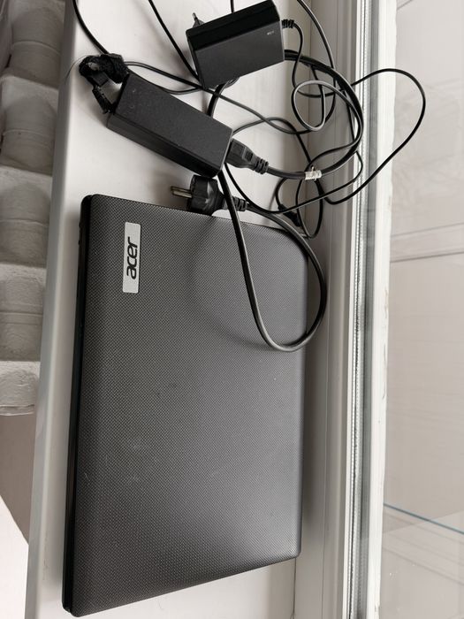 Ноутбук eMachines (Acer)