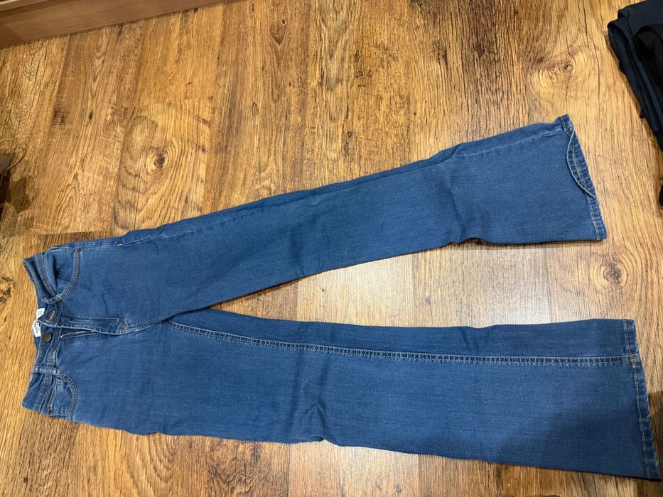 Дънки и панталони