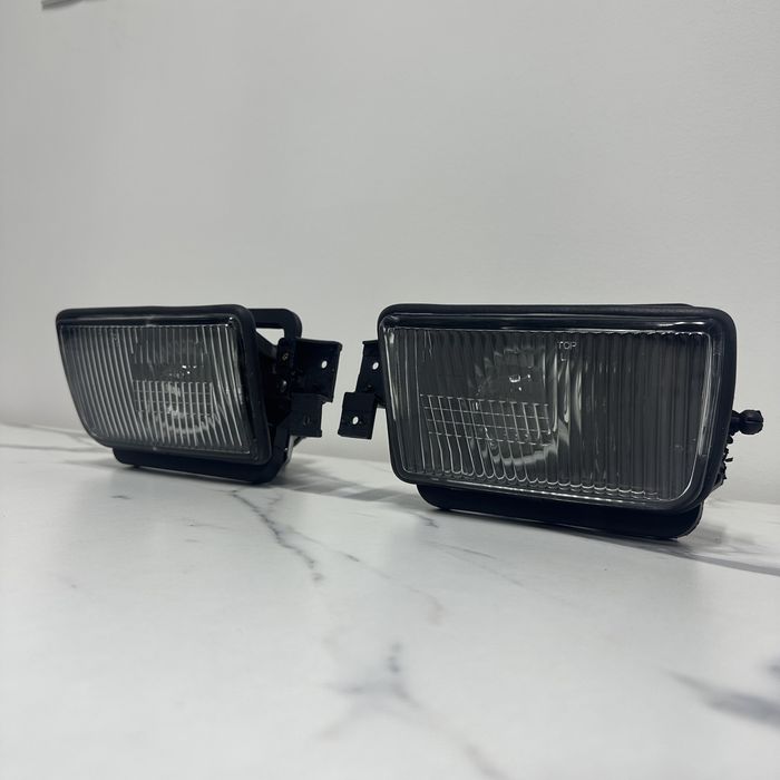 Противотуманки на Bmw e34