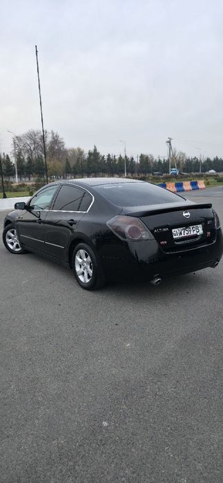 Nissan Altima L32 sotiladi xolati yaxwi propan bor
