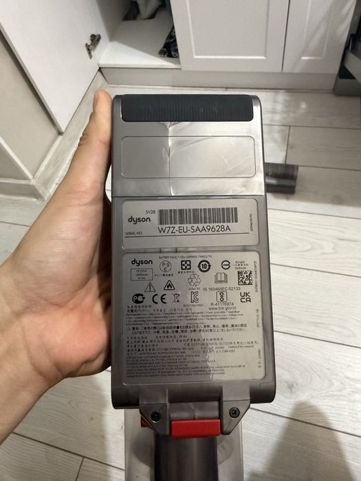 Dyson пылесос дайсон, торг есть