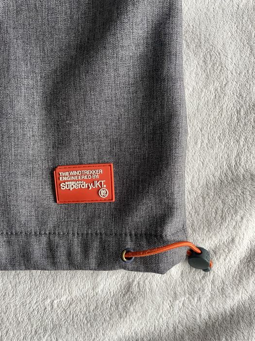 Geacă Superdry Windtrekker bărbați mărimea S, gri bleumarin