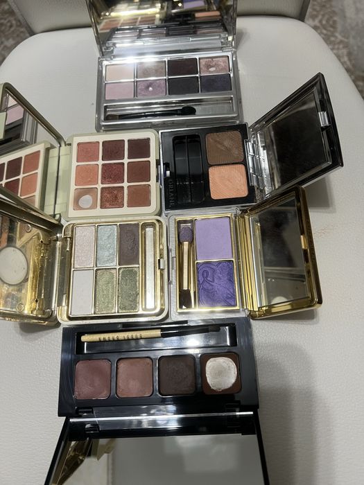 Тени румяна Франция