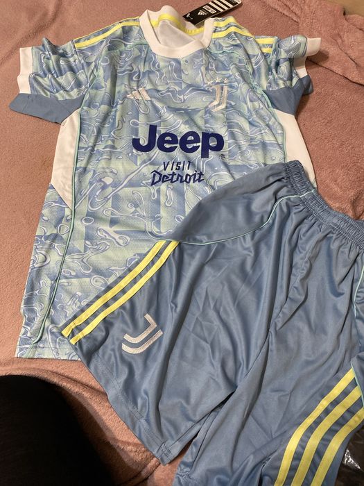 Echipament fotbal Adidas JSY
