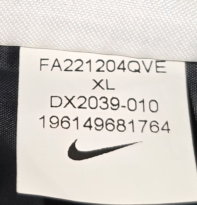 Nike Sportswear Storm-FIT Windrunner Air Max Full-Zip