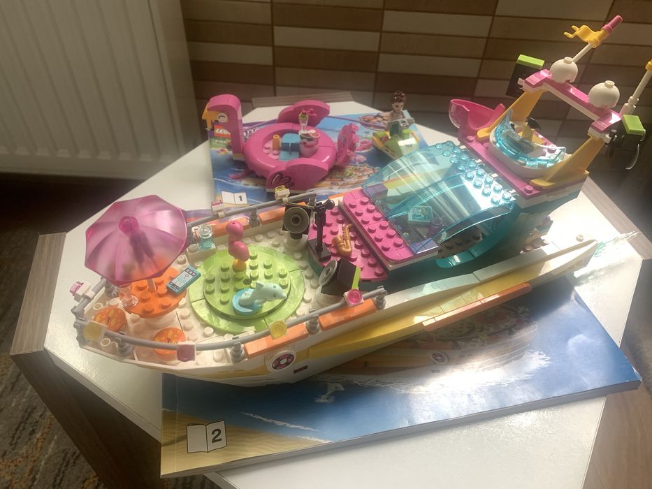 LEGO Friends - Petrecerea pe barca 41433, 640 piese, 7 ani+