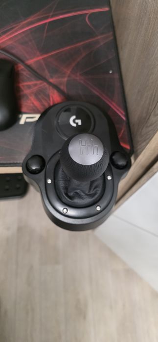 Игровой руль logitech g923 и мкпп logitech
