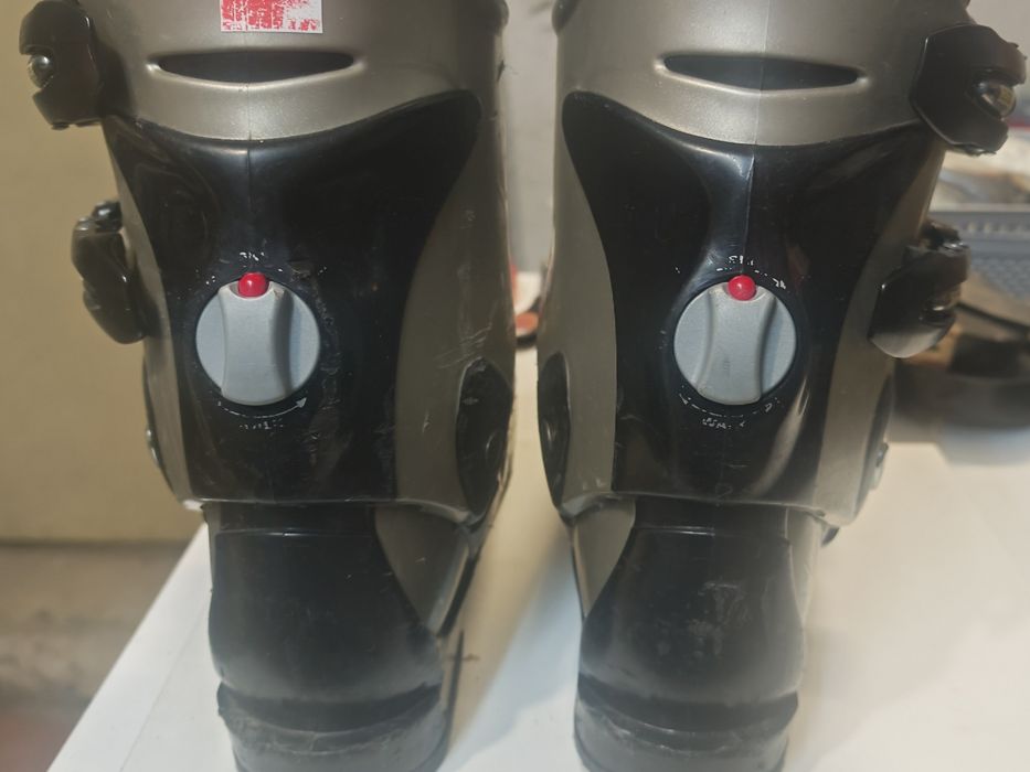 Vând clăpari dama Rosignol Saphir GTX cu blocare