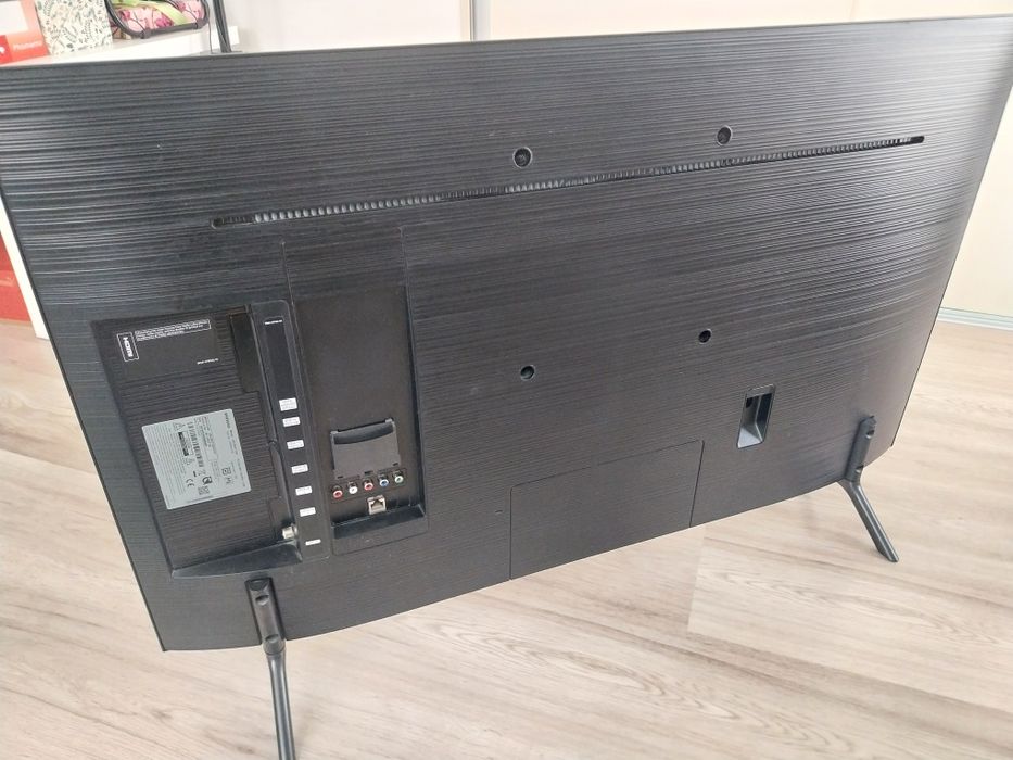 Samsung UE43RU7102KXXH DEFECT