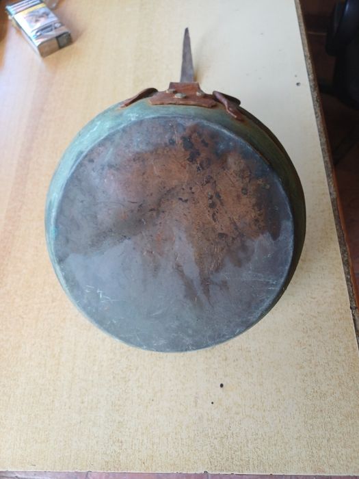 Меден тиган с дръжка