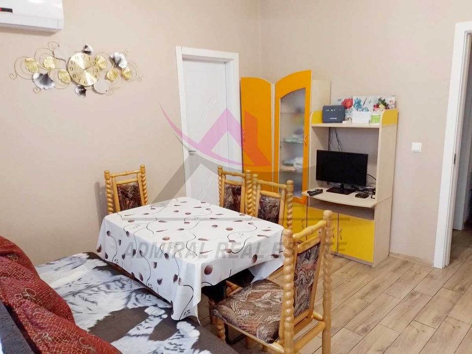 Дава се под наем Тристаен апартамент в Варна, ВИНС - 76 кв.м за 614 € - Снимка #1