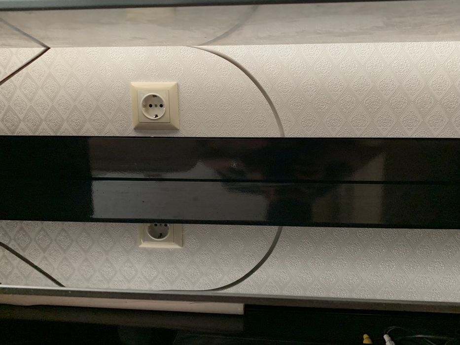 Подставка под Телевизор (ТОРГ ЕСТЬ)