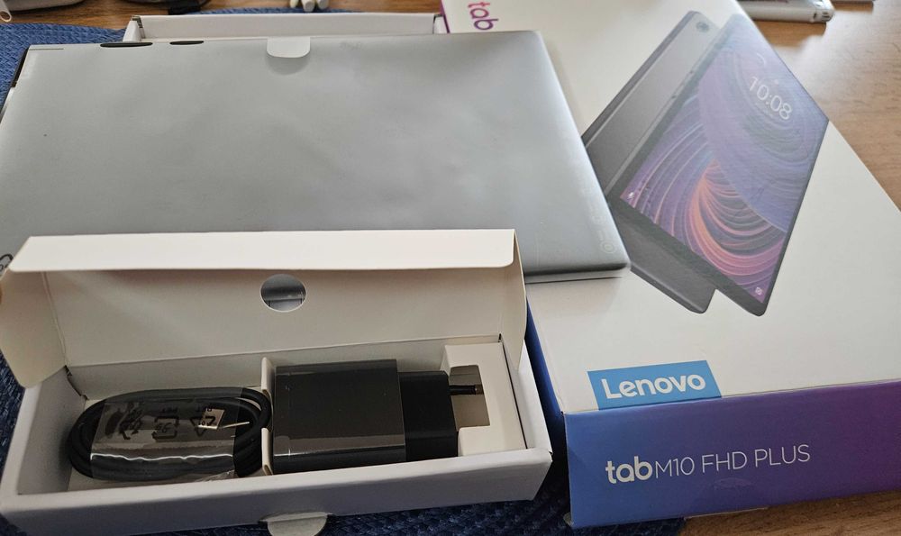 Нов Таблет Lenovo Tab M10 FHD plus
