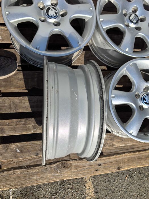 14 цола 5 х 100 мм Фолксваген / Шкода / Сеат - 6 Инча / ЕТ 38