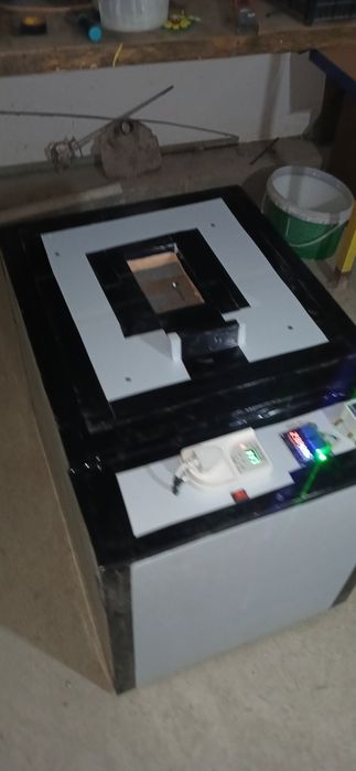 Инкубатор ясаб берамиз 12 х 220 волт