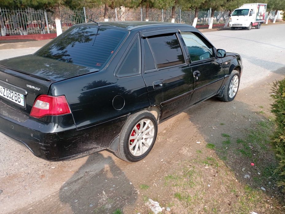 Продается Нексия 2 люкс мотор 1.6