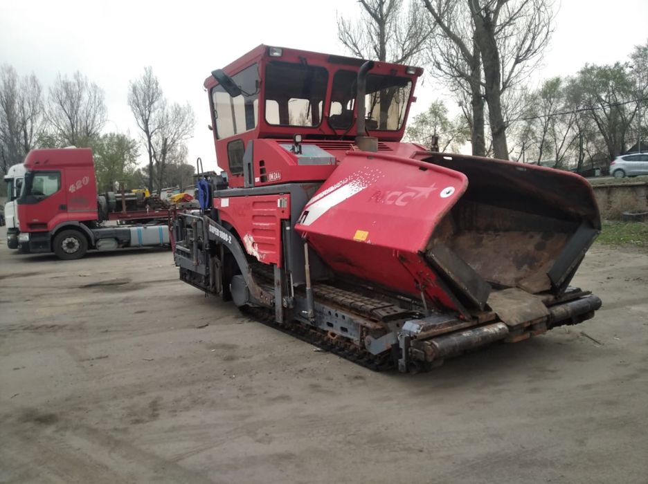 Аренда асфальтоукладчик