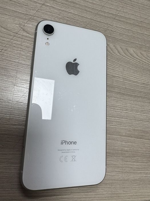 iphone XR 64GB,