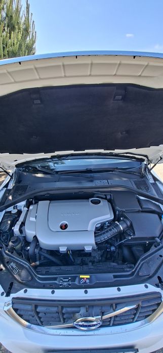 VOLVO  XC60 D5 4×4