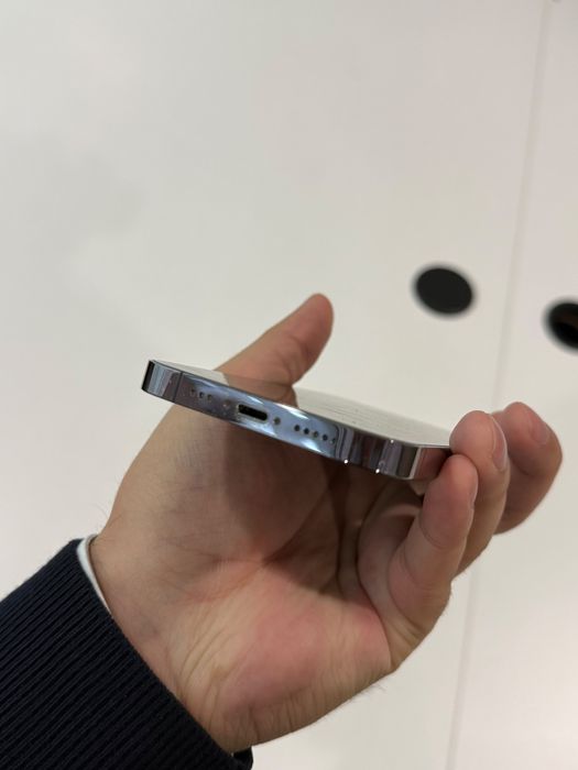 Продам Iphone 14 pro