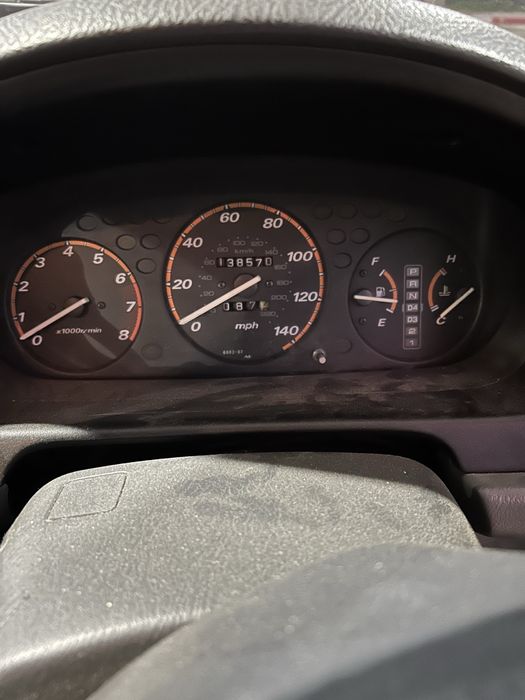 Хонда црв 1 на части десен волан 128кс Автомат