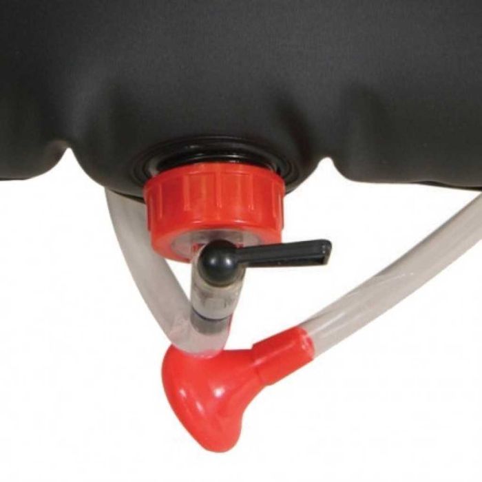 Душ за къмпинг със соларно загряване