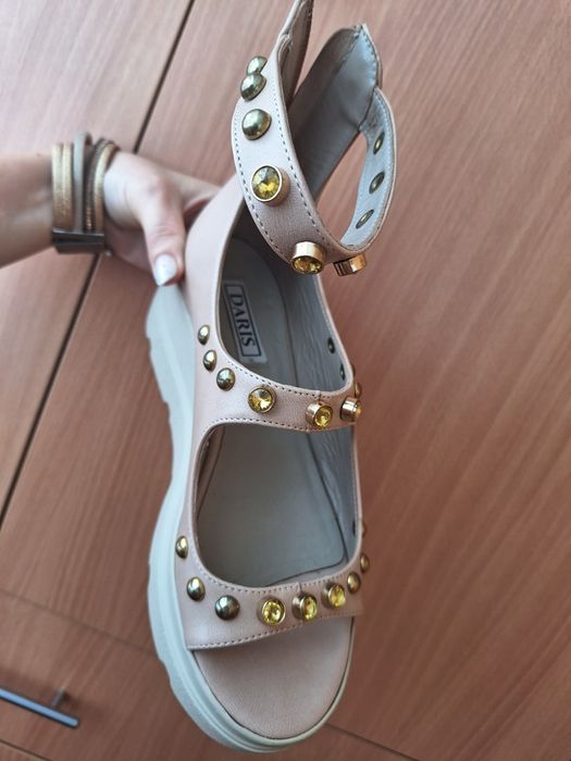 Дамски сандали на платформа!