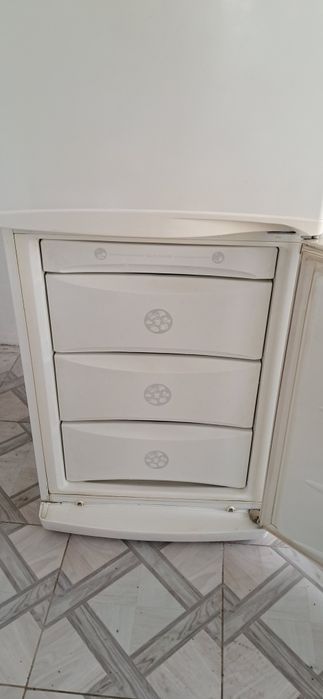 Продам холодильник LG 1 м 75 см