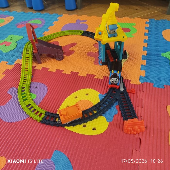 Влакчето Томас и кранът - fisher price