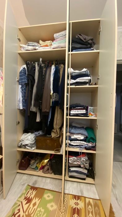 Продам трёхстворчатый шкаф