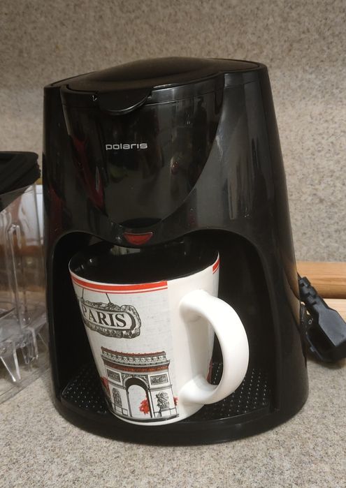 Капельная кофеварка Polaris