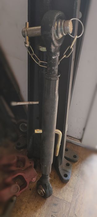 Тяга центральной навески МТЗ